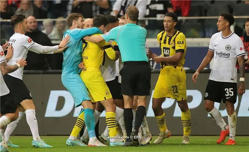 ?i=epa%2fsoccer%2f2022-10%2f2022-10-29%2f2022-10-29-10273878_epa