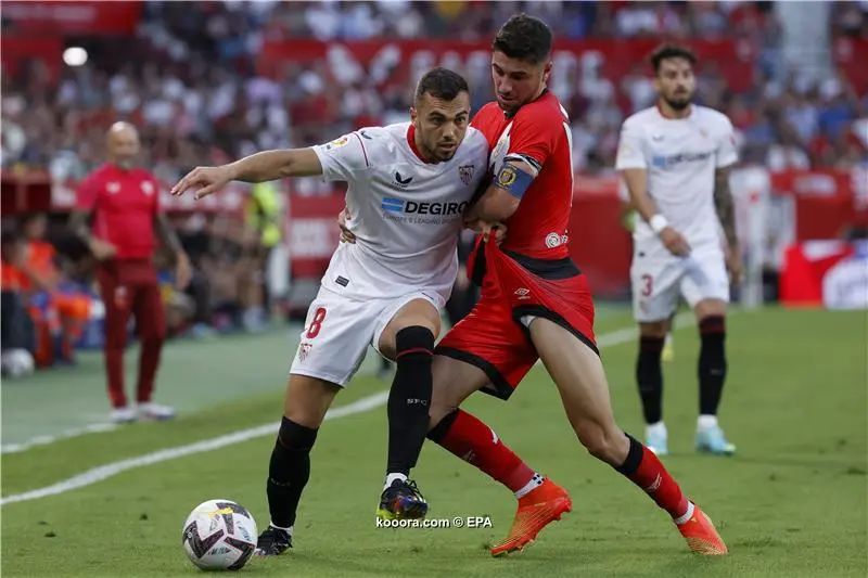 ?i=epa%2fsoccer%2f2022-10%2f2022-10-29%2f2022-10-29-10273673_epa