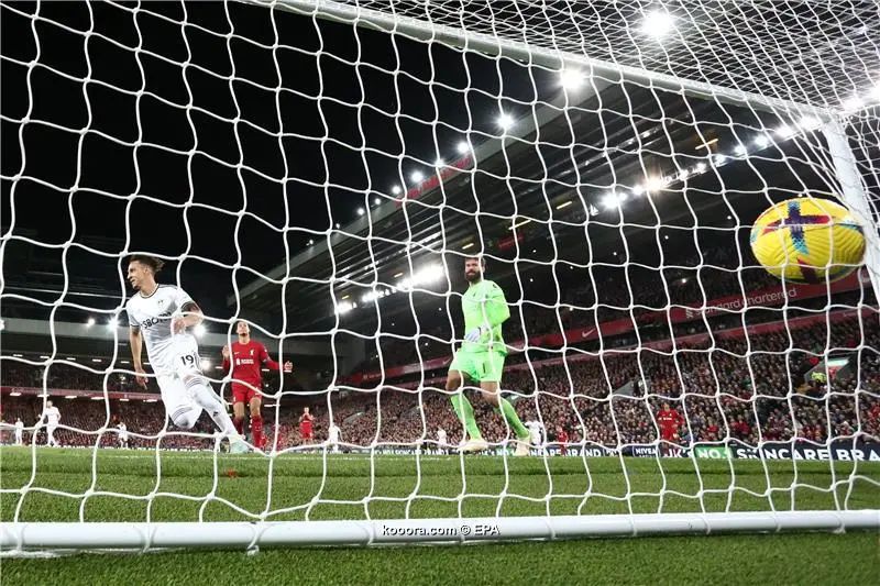 ?i=epa%2fsoccer%2f2022-10%2f2022-10-29%2f2022-10-29-10274015_epa