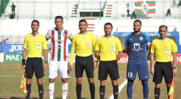 الحكم نعيم حسني في لقاء هلال الشابة والملعب التونسي