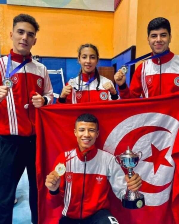 من تتويجات البعثة التونسية