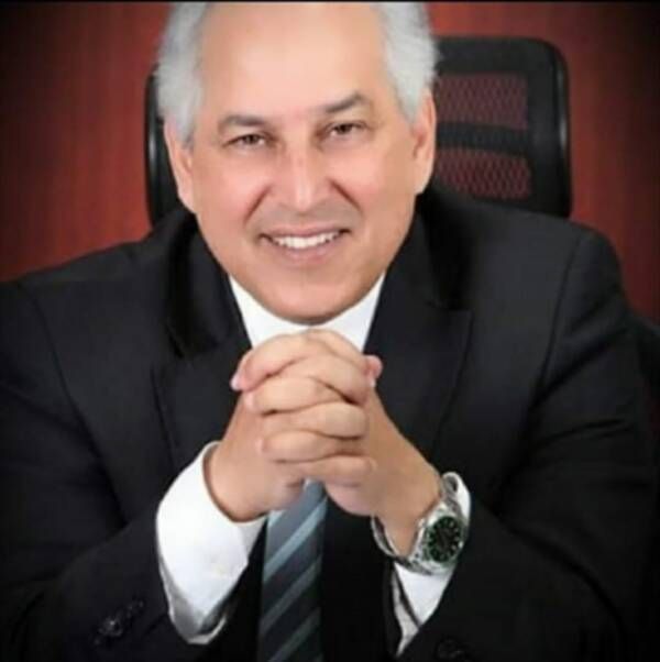 الدكتور حسام مصطفى