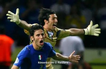 ?i=albums%2fmatches%2f254838%2f2006-07-09T205231Z_01_WCCK153_RTRIDSP_2_SPORT-SOCCER-WORLD