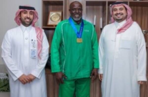 نبيل هوساوي