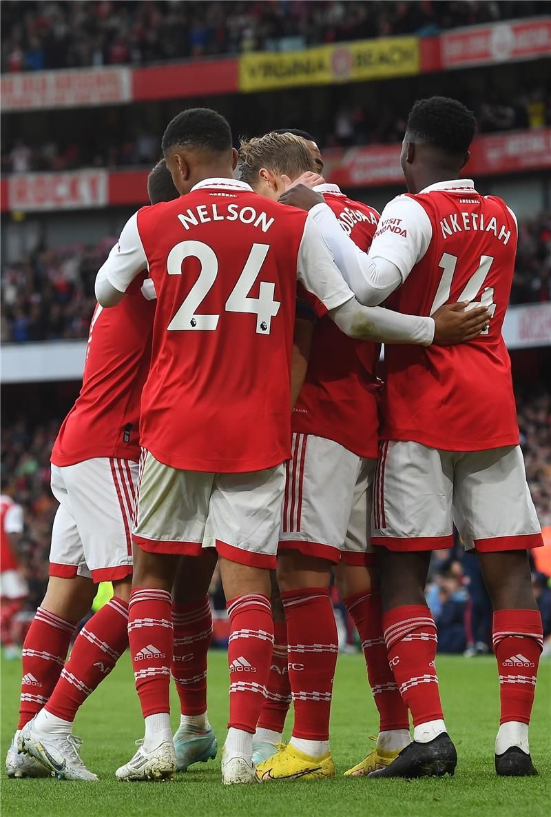 لاعبو آرسنال