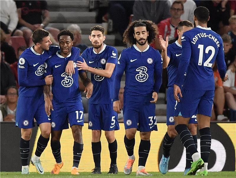 لاعبو تشيلسي