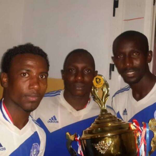 لاعبو الهلال