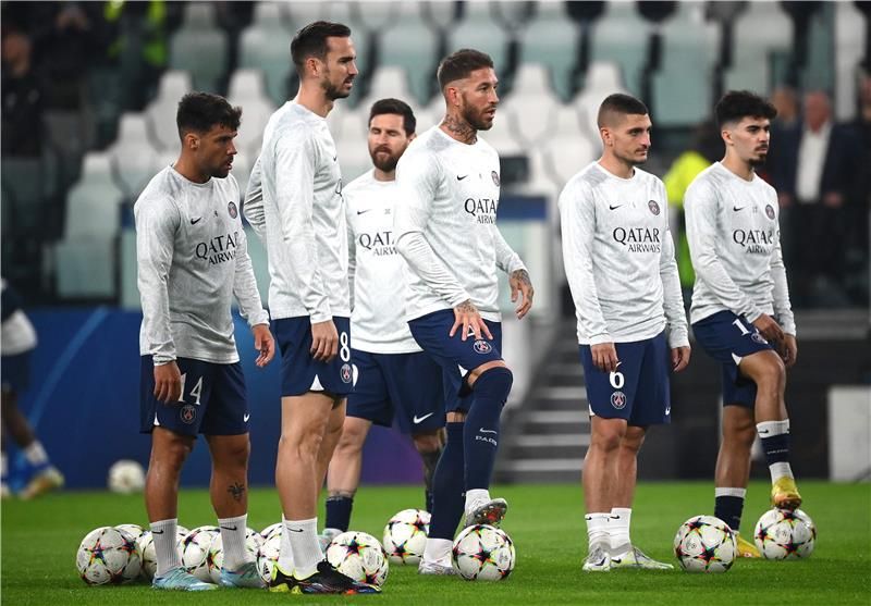 لاعبو باريس سان جيرمان