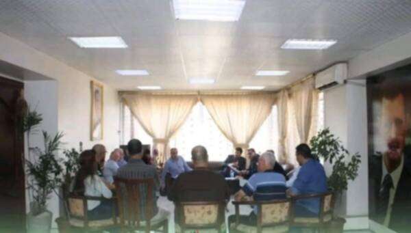 جانب من اجتماع اللجنة