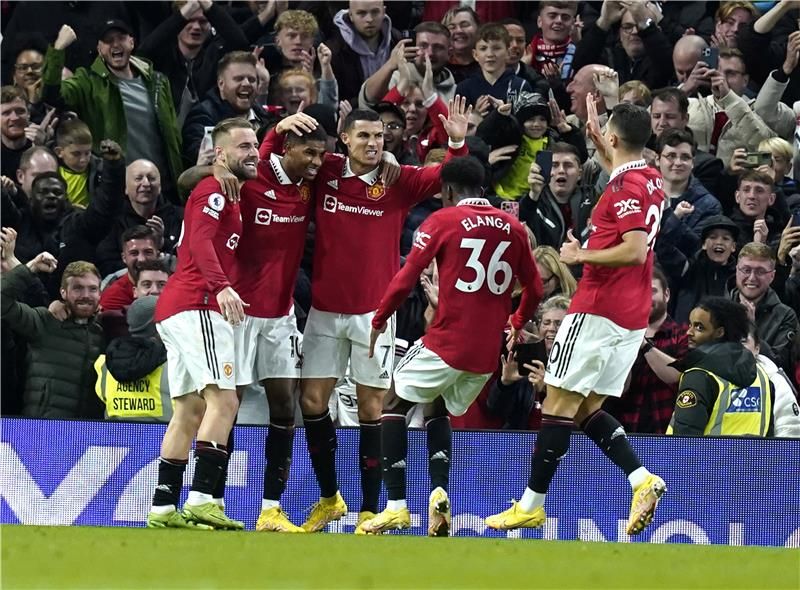 لاعبو مانشستر