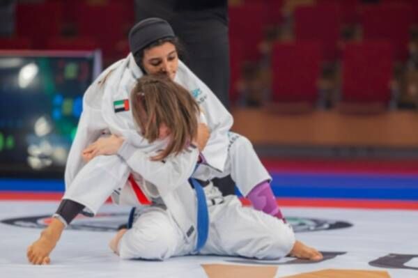 لاعبة الإمارات