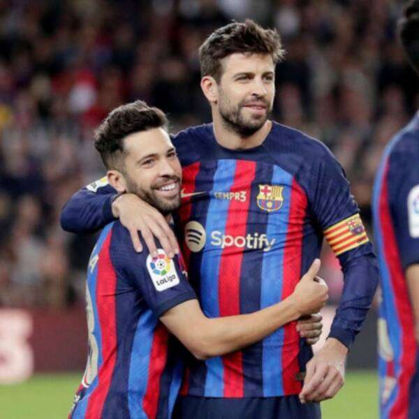 ألبا و بيكيه