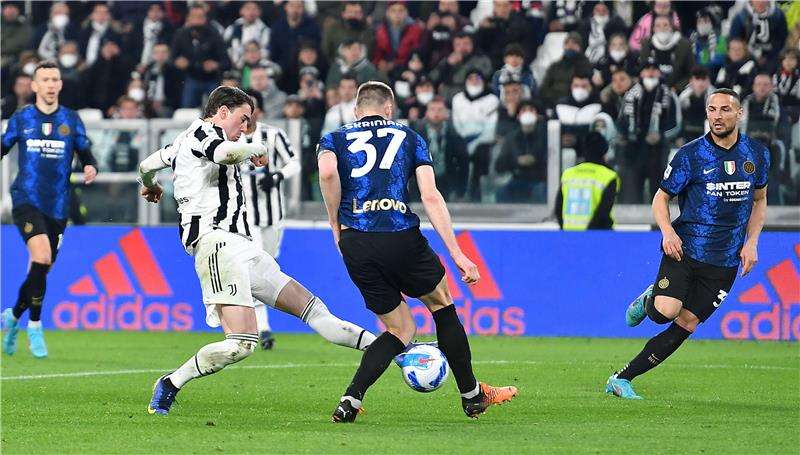 من مباراة سابقة بين الفريقين