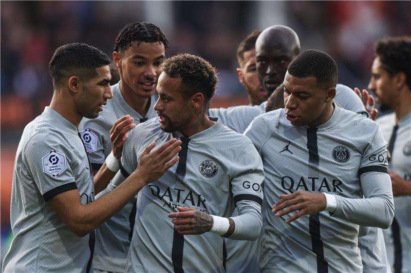 لاعبو باريس سان جيرمان