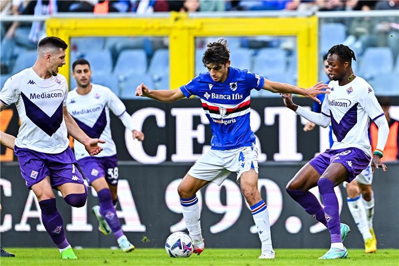 من لقاء فيورنتينا وسامبدوريا