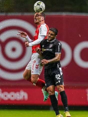 جانب من اللقاء (نقلا عن حساب الفريق علي تويتر)