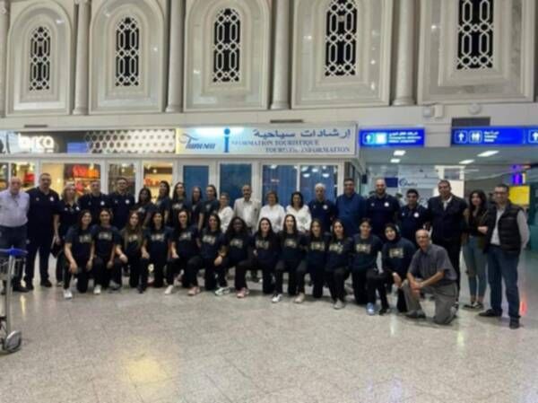 منتخب سيدات تونس عند المغادرة للسينغال