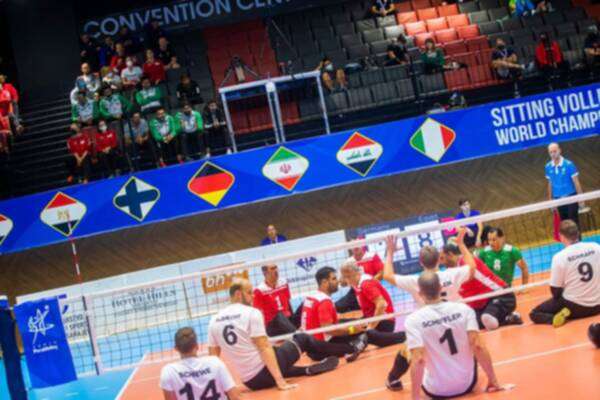 من المواجهة