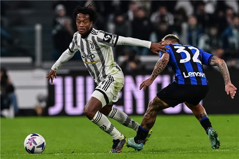 خوان كوادرادو