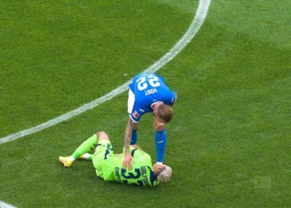 إصابة مرموش