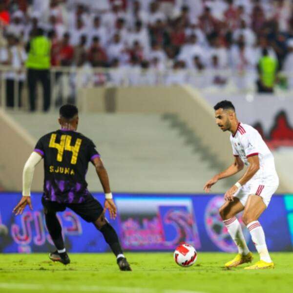 مباراة الشارقة والعين