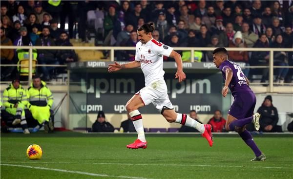 لقاء سابق بين الفريقين