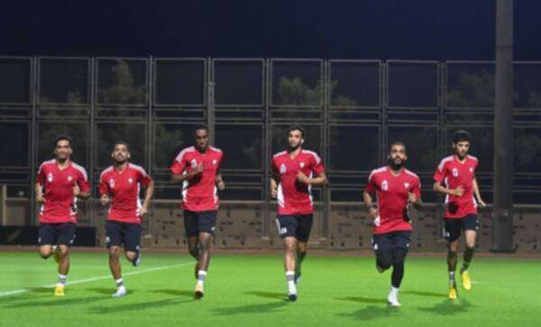 من تدريبات المنتخب الإماراتي