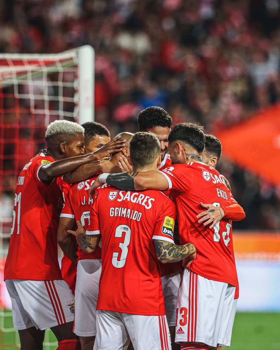 جانب من اللقاء (نقلا عن حساب الفريق علي تويتر)