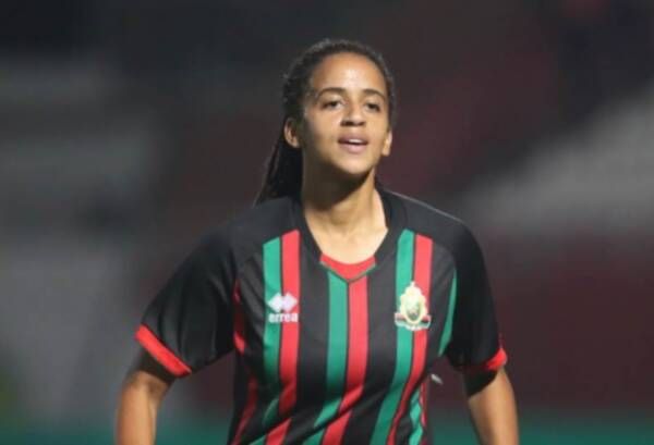 فاطمة تكناوت