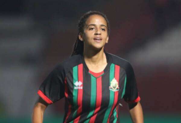 فاطمة تكناوت