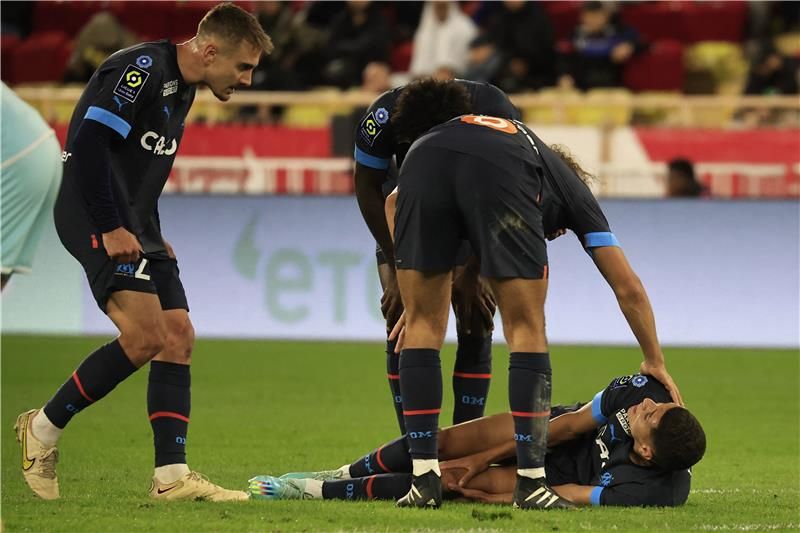 لحظة إصابة أمين حارث