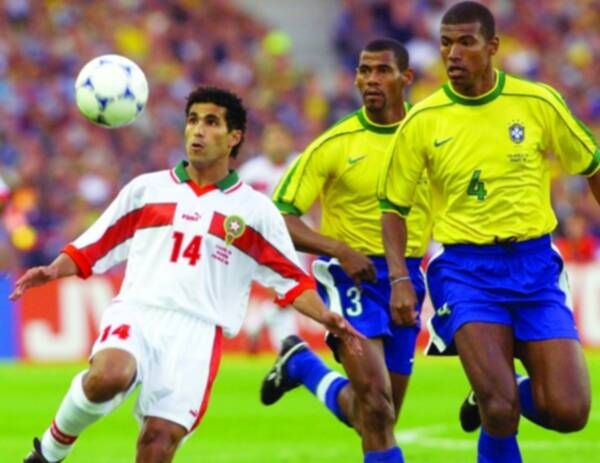 من مباراة المغرب والبرازيل في كأس العالم 1998