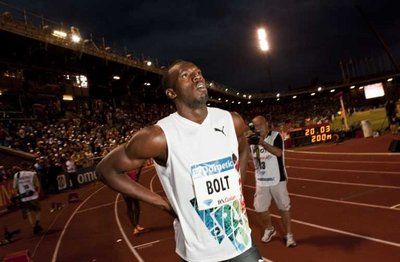 العداء الجامايكي يوسين بولت 