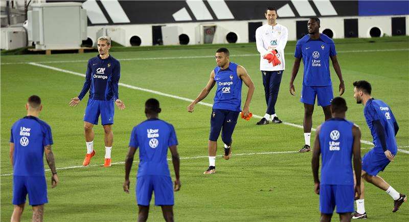 لاعبو منتخب فرنسا