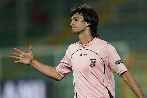 2010-09-30t202638z_01_tgn108_rtridsp_3_soccer-europa_reuters