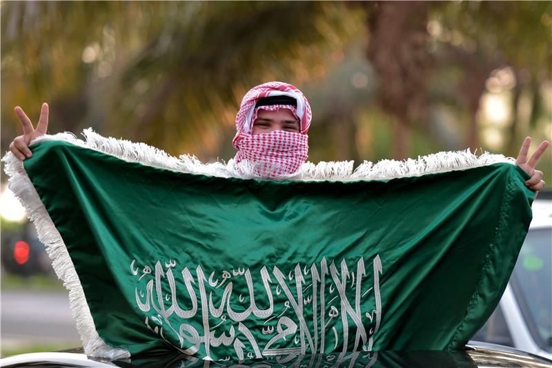 فرحة السعوديين بالانتصار