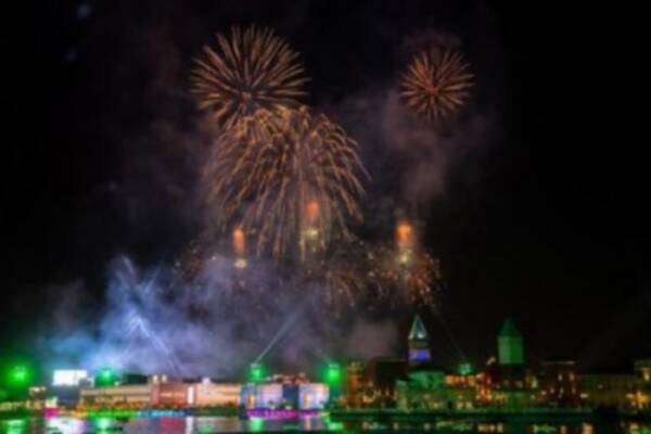 جانب من احتفالات السعوديين