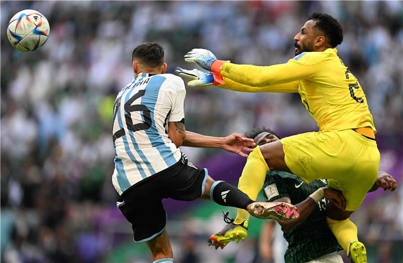 محمد العويس خلال مواجهة الأرجنتين