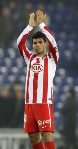 2011-01-062011-01-06t210600z_01_bar105_rtridsp_3_soccer-spain-cup_reuters