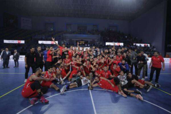 من احتفال الفريق