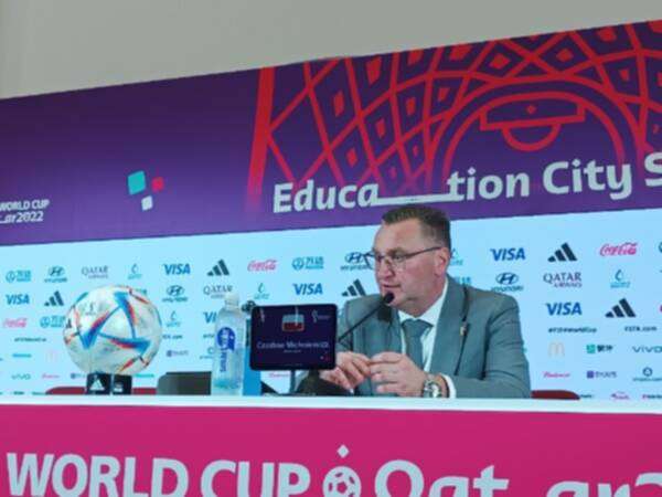 تشيسلاف ميشنيفيتش من المؤتمر الصحفي