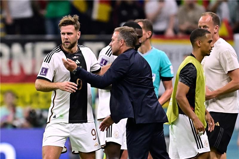 نيكلاس فولكروج