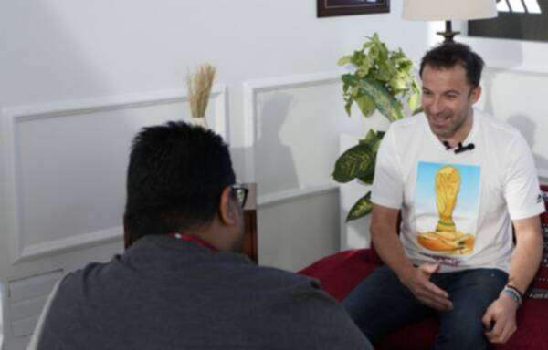 ديل بيرو ومراسل كووورة