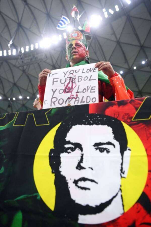من لافتات دعم رونالدو