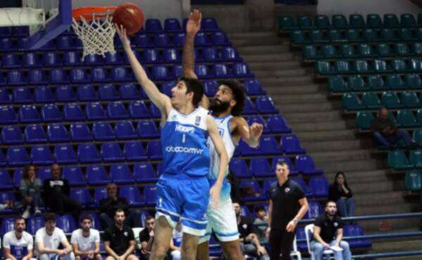 من مباراة هوبس ودينامو