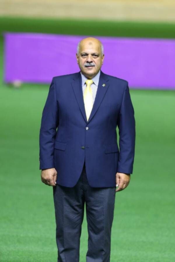 حازم حسني