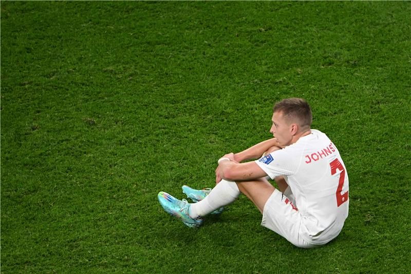 أليستاير جونستون