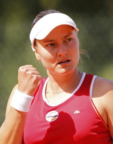 2011-05-232011-05-23t095008z_01_saa05_rtridsp_3_tennis-open-women_reuters