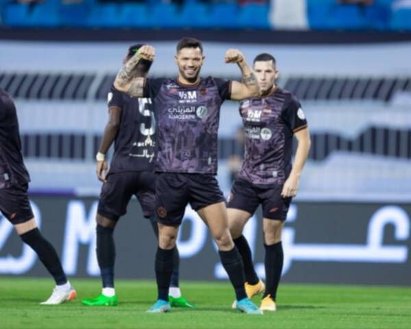 البرازيلي كارلوس جونيور