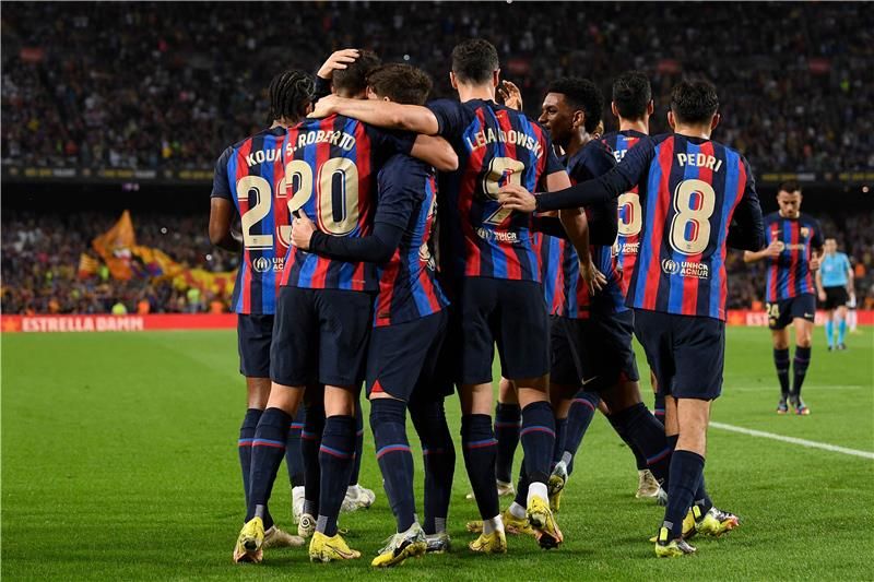 لاعبو برشلونة